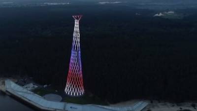 Шуховская башня в Дзержинске загорелась цветами триколора в День России