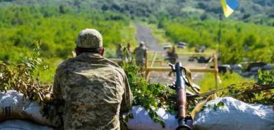 Наемники РФ на Донбассе обстреляли позиции ВСУ из гранатометов и пулеметов: один воин погиб