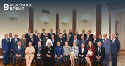 Президент Татарстана вручил 36 государственных наград