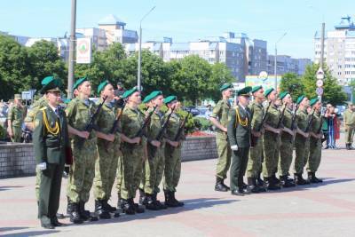 Более 100 солдат Гродненской погрангруппы присягнули на верность Родине