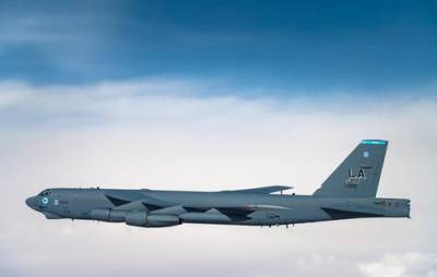 Бывший сотрудник Генштаба Сивков: американский ядерный бомбардировщик B-52 «очень опасен для России»