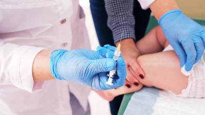 Гинцбург спрогнозировал регистрацию вакцины от COVID-19 для детей в сентябре