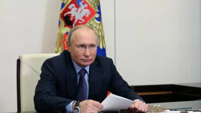 Песков оценил отказ от общей пресс-конференции Путина и Байдена