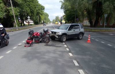 Мотоциклиста госпитализировали после ДТП в Тверской области