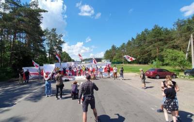 Белорусы в Украине устроили протесты на границе: как проходят акции