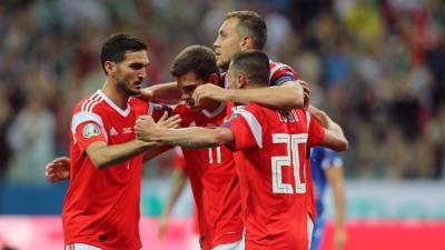 Сборная России уступает Бельгии по итогам первого тайма на Евро-2020