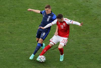 Финляндия минимально обыграла Данию в первом туре группового раунда Евро-2020