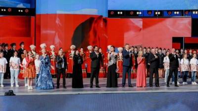 Резиденты арт-кластера «Таврида» исполнили гимн России на Красной площади
