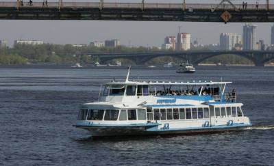 Речные круизы: На реке Днепр откроют маршрут с экскурсионными остановками в 12 локациях