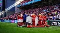 Игрок сборной Дании потерял сознание во время матча Евро-2020