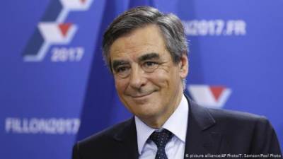 Осужденный за коррупцию экс-премьер Франции Франсуа Фийон выдвинут в совет директоров российской госкорпорации