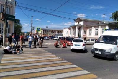 На Урале свадебный автомобиль сбил детей на пешеходном переходе