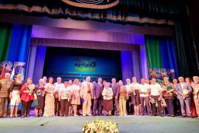 Губернатор Александр Никитин вручил тамбовчанам награды за заслуги перед городом