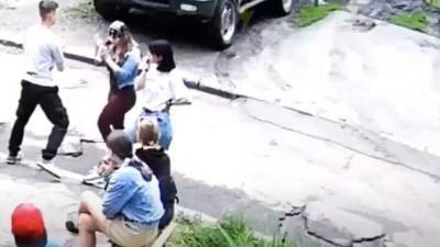 Жестокое избиение девушки в Харькове: полиция разыскала 16-летнего нападающего