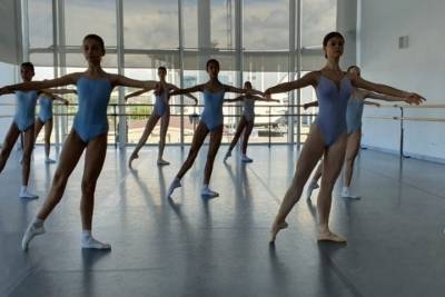 Будущие астраханские артисты балета проходят обучение в образовательном центре «Сириус»