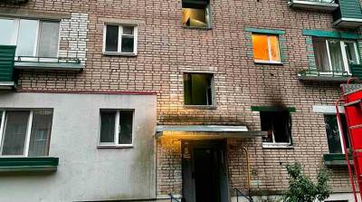 Работники МЧС спасли женщину при пожаре квартиры в Борисове