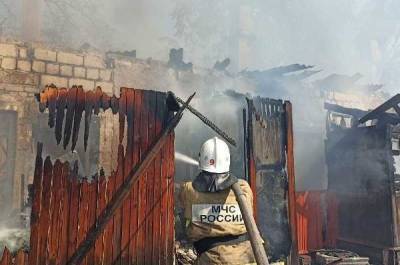 В Екатеринбурге произошёл крупный пожар
