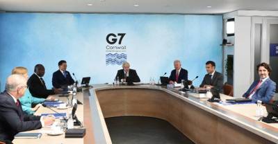 Страны G7 призвали Россию "прекратить дестабилизирующее поведение"