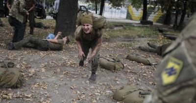 Экс-офицер СБУ рассказал о подготовке боевиков для "работы" в России