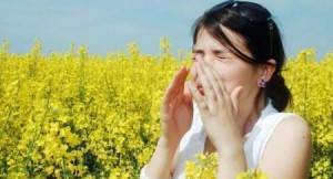 «Можно спутать с ОРВИ»: врач рассказала, как выявить сезонную аллергию