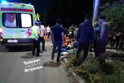 Ужасная авария в Астрахани с участием мотоциклиста