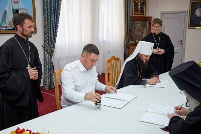В Волгограде епархия и МЧС подписали договор о сотрудничестве