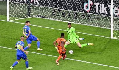 3-2 в пользу футбола: Голландия с Украиной сыграли самый результативный матч Евро