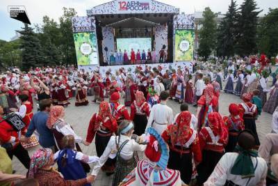 33 фольклорных коллектива приехали в Нижний Новгород на фестиваль «Зеленые святки»