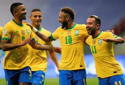 Copa America: уверенный старт Бразилии, Колумбия обыграла Эквадор