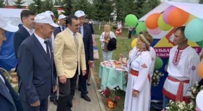 Сенатор Федоров получил особенную награду в Мариинском Посаде