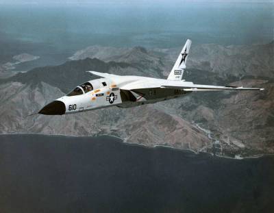 Эксперты рассказали об особенностях американского бомбардировщика North American A-5 Vigilante