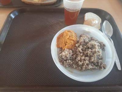 Скверное питание на Гончаровском полигоне: воины показали, как выглядит обед