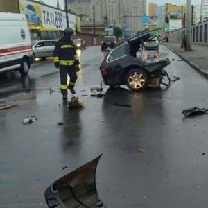 В Одессе в результате ДТП авто разорвало на части. Фото. Видео