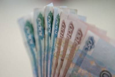 Тамбовчане смогут подать заявление на выплату 10 тысяч рублей на школьников с середины июля