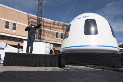 Джефф Безос - New Shepard - Марк Безос - Blue Origin продала единственный билет на первый пилотируемый полет New Shepard вместе с Джеффом Безосом за 28 миллионов долларов - itc.ua - Украина - Ракеты