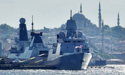 В Чёрное море вошли боевые корабли стран НАТО