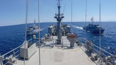 В Черное море прибыли два корабля НАТО - gazeta.ru - Англия - Голландия