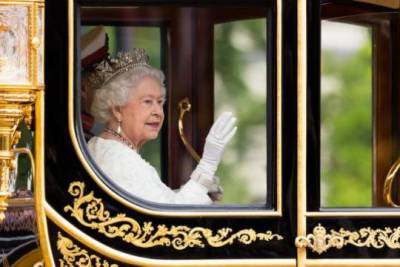 Елизавета II назвала причины, по которым может отказаться от престола