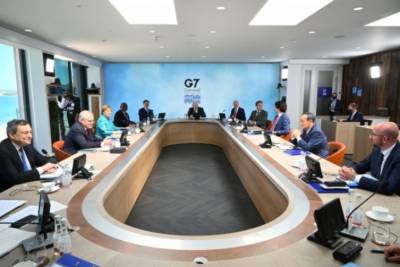 Лидеры G7 призвали Россию отвести войска от границ Украины