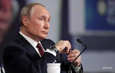 Путин назвал причину размещения войск у границ Украины
