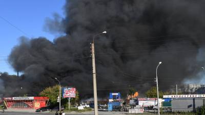 В пожаре на АЗС в Новосибирске пострадали 16 человек