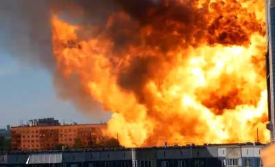 Число пострадавших при пожаре на АЗС в Новосибирске выросло до шестнадцати