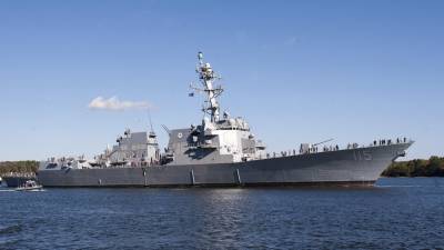В Индии связали отправку американского эсминца в Черное море с саммитом РФ — США