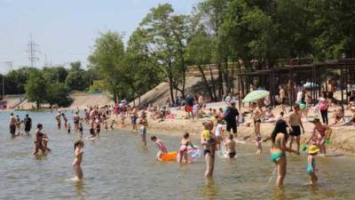 На пляже в Запорожье утонул подросток: очевидцы отказались вовремя помочь