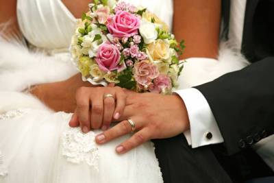 Названо количество браков, зарегистрированных в Азербайджане с начала года