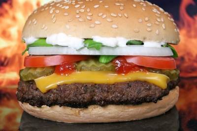 McDonald's в ЦАО могут закрыть за нарушение социальной дистанции