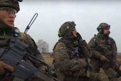 Члены НАТО дали обязательство наращивать расходы на оборону
