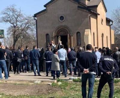 СМИ: В Запорожье под руководством генерала полиции началась травля нацменьшинств