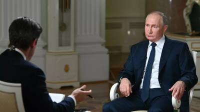 Путин попросил журналиста NBC не «затыкать ему рот» во время интервью