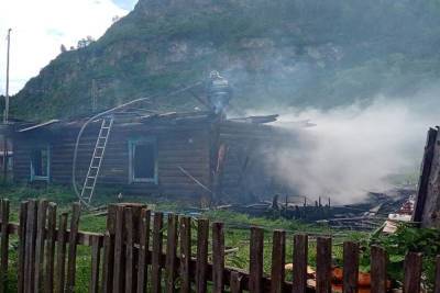 На Алтае СК возбудил дело после гибели троих детей при пожаре – Учительская газета